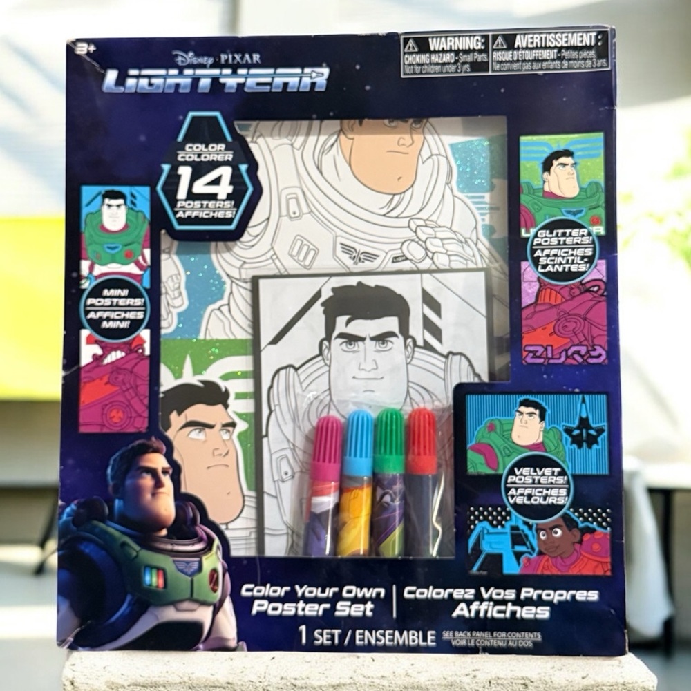 Buzz Lightyear Poster Coloring Kit with Markers